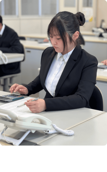 佐世保高等技術専門校 4 04_s_slide-04